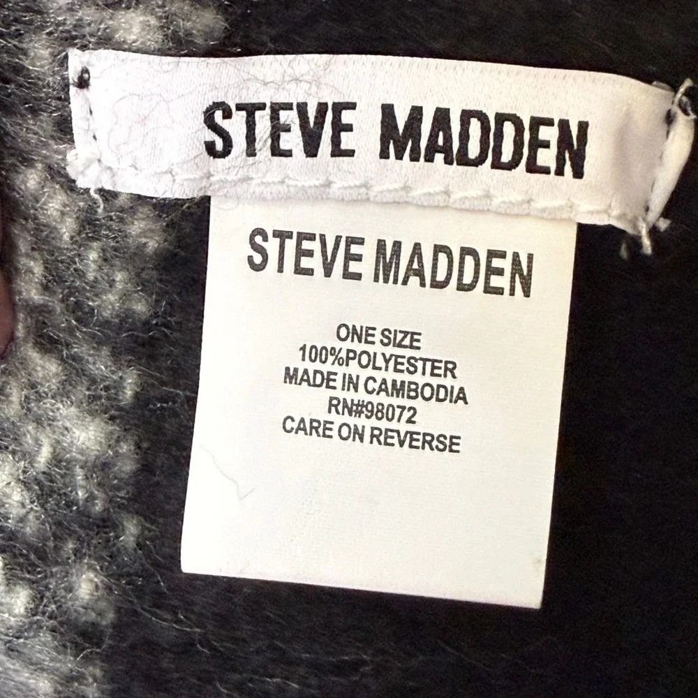 Steve Madden Chenille Beanie Hat & Scarf Set One Size NWT Faux Fur Nordstrom